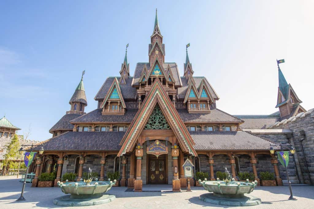 Accessing Fantasy Springs at Tokyo DisneySea - Go Magical
