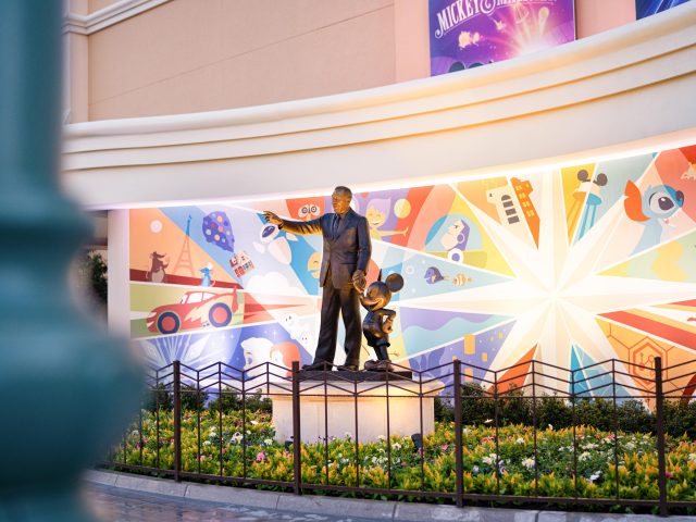 Complete Disneyland Paris Guide 2026